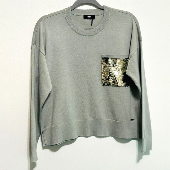 DKNY Sweaters - DKNY Boxy Sequin Pocket Sweater Sz Large Sage Green Crop Crewneck